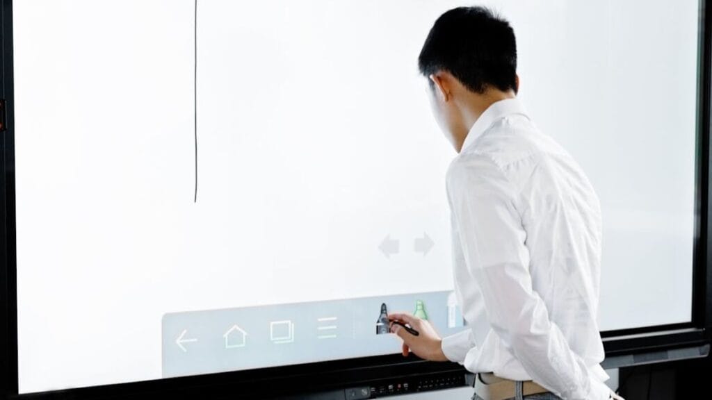 person using digital whiteboard